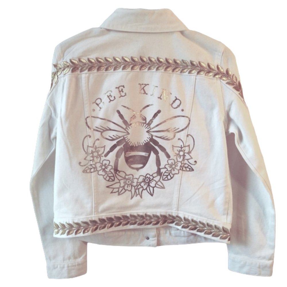2lttlebrwngrls Custom White Bee Kind Denim Jacket